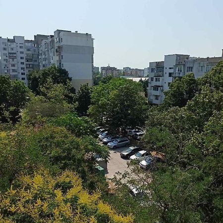 Welcome To Daisy Sunny Place! Apartment Varna Luaran gambar