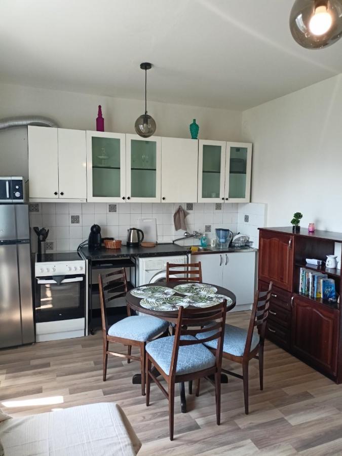 Welcome To Daisy Sunny Place! Apartment Varna Luaran gambar