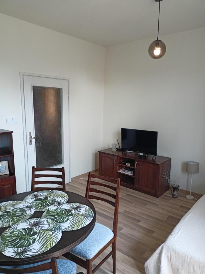 Welcome To Daisy Sunny Place! Apartment Varna Luaran gambar